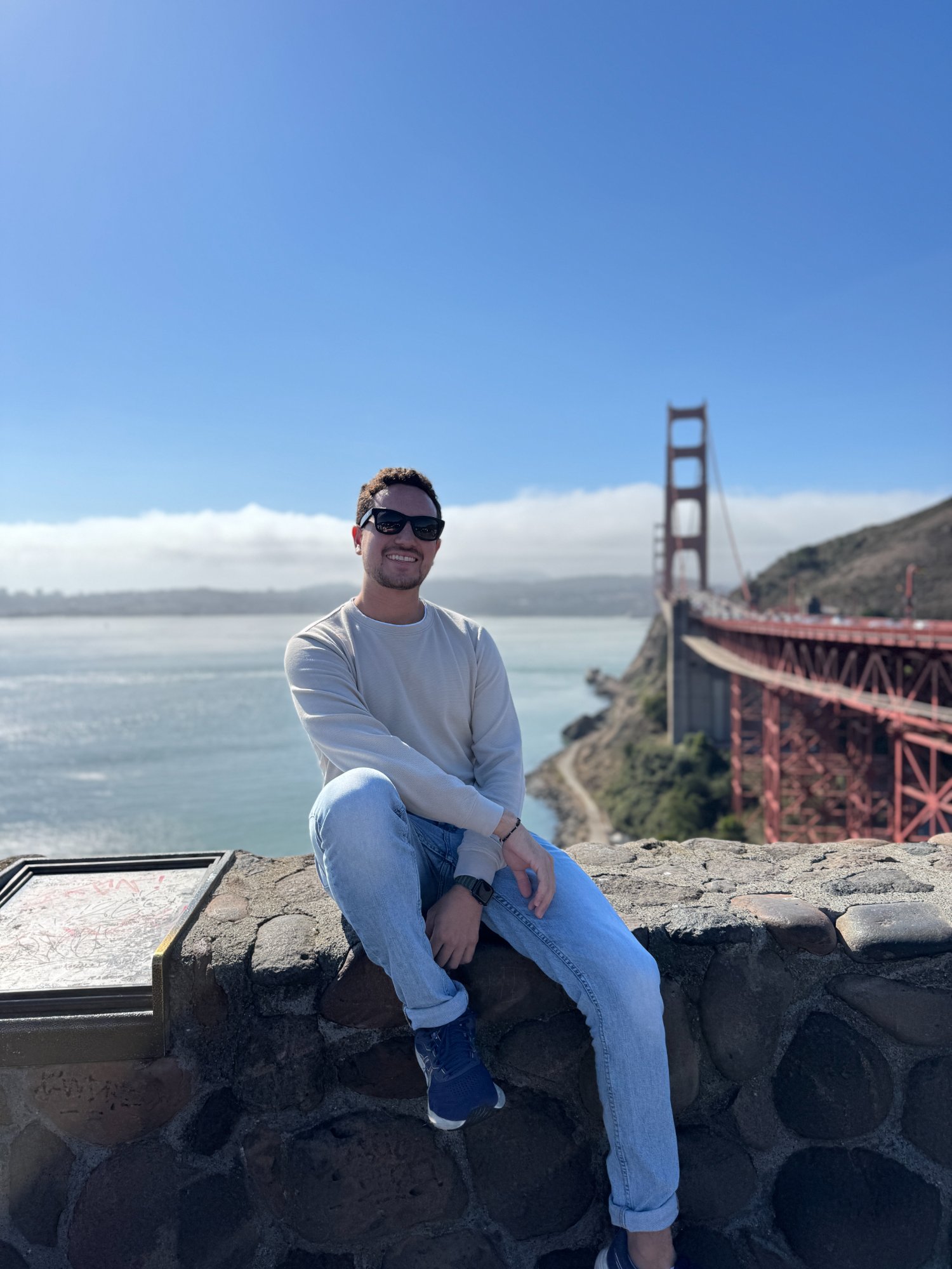 Camilo Velásquez – Crespo Traveler